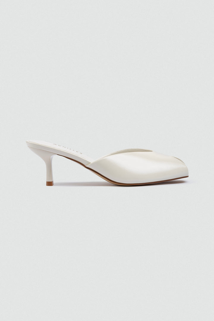 Matte leather V-Cut - Peep-Toe Mules - White