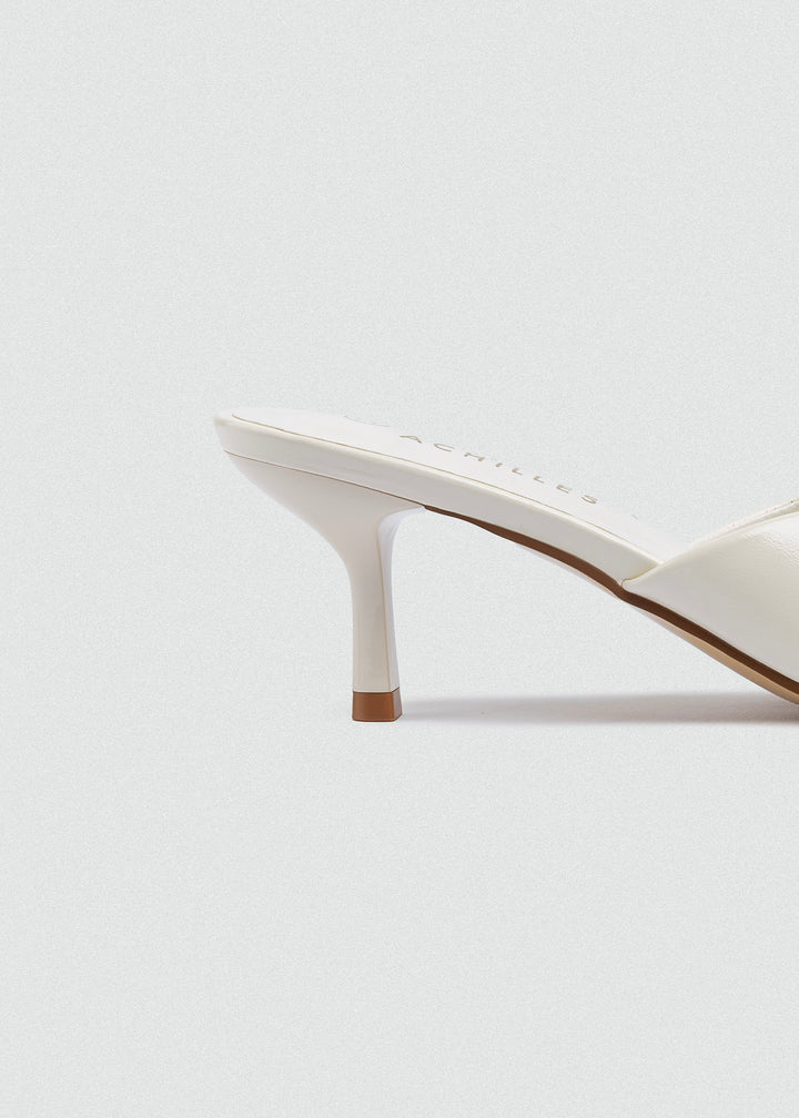 Matte leather V-Cut - Peep-Toe Mules - White