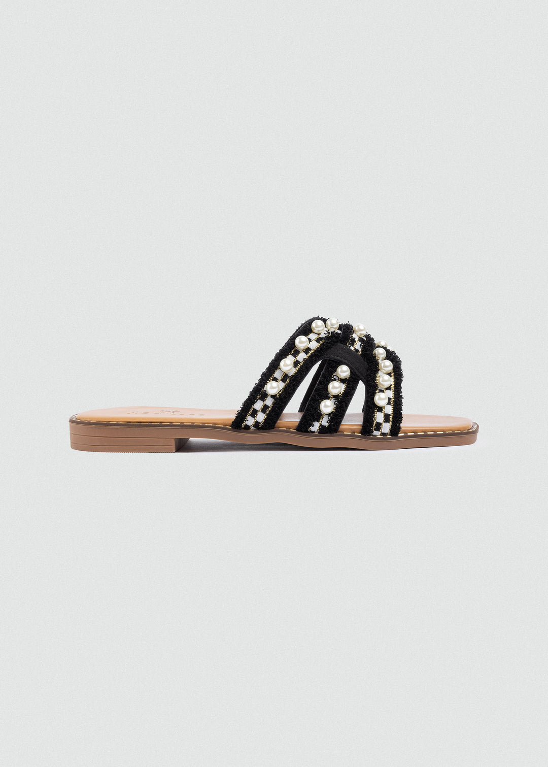 The Pearl Cove Slide – Black