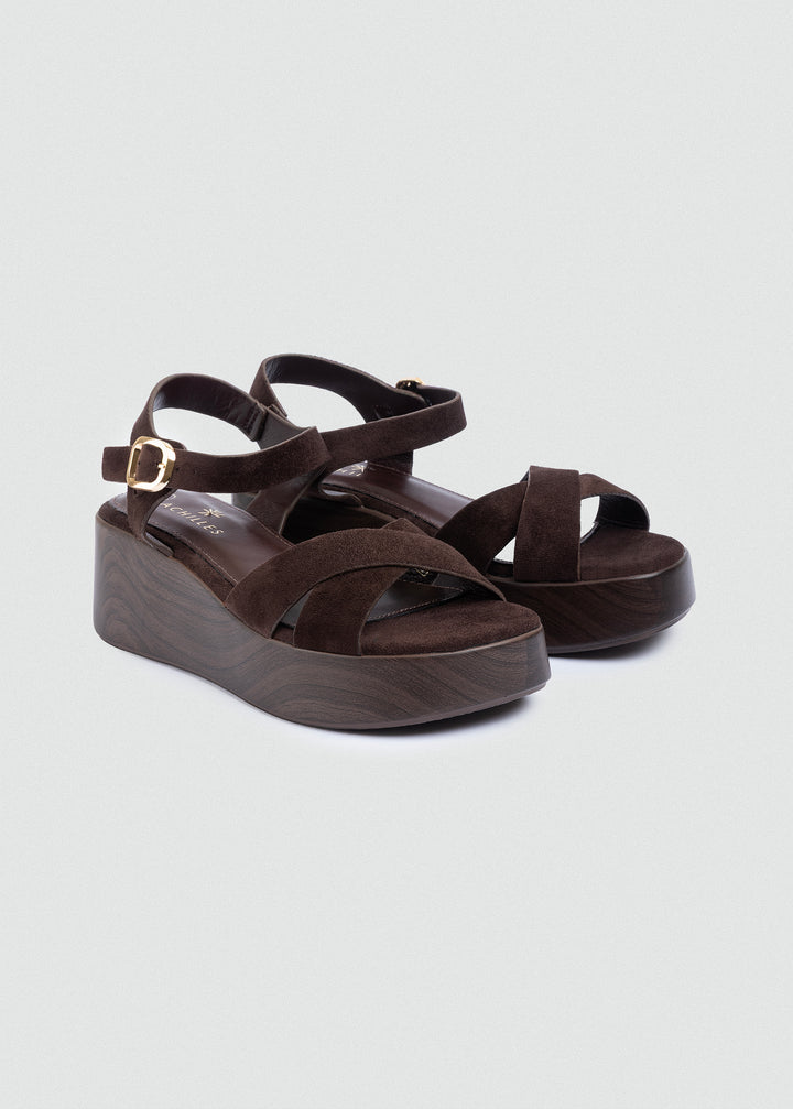 Suede Crisscross Flatform Sandals - Brown