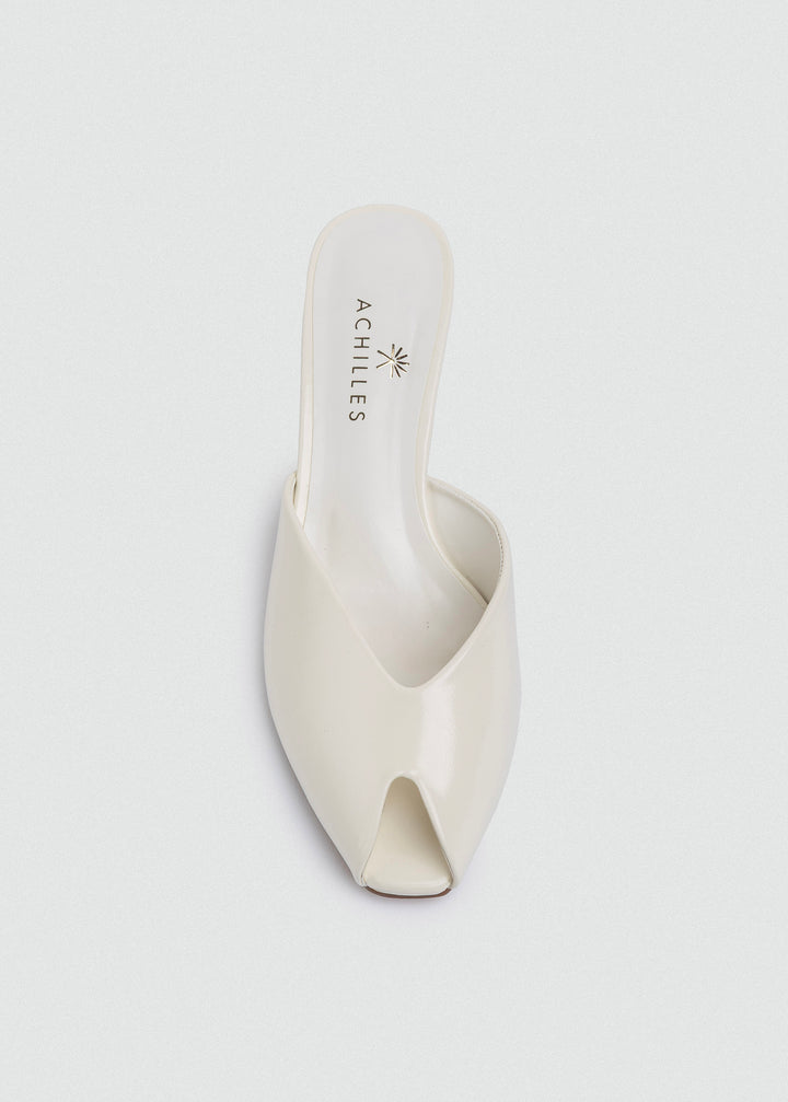Matte leather V-Cut - Peep-Toe Mules - White
