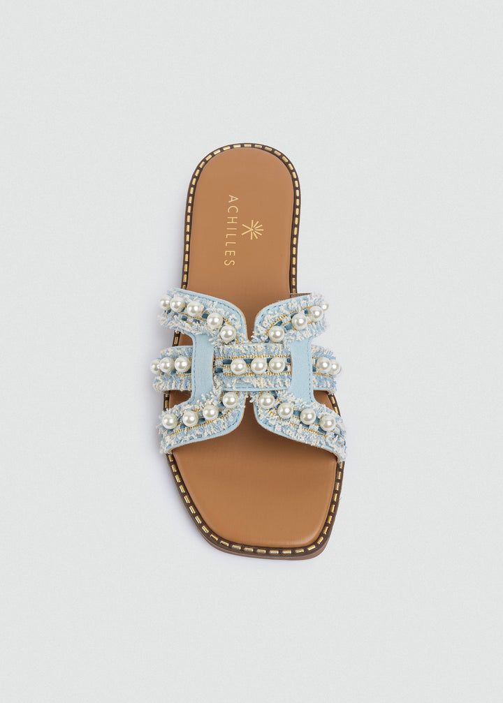 The Pearl Cove Slide – Ice Blue