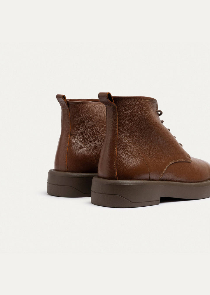 Heritage Brogue Textured Leather Boots | Light Brown