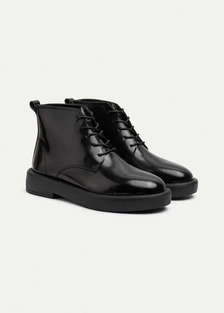 Heritage Brogue Patent Leather Boots | Black