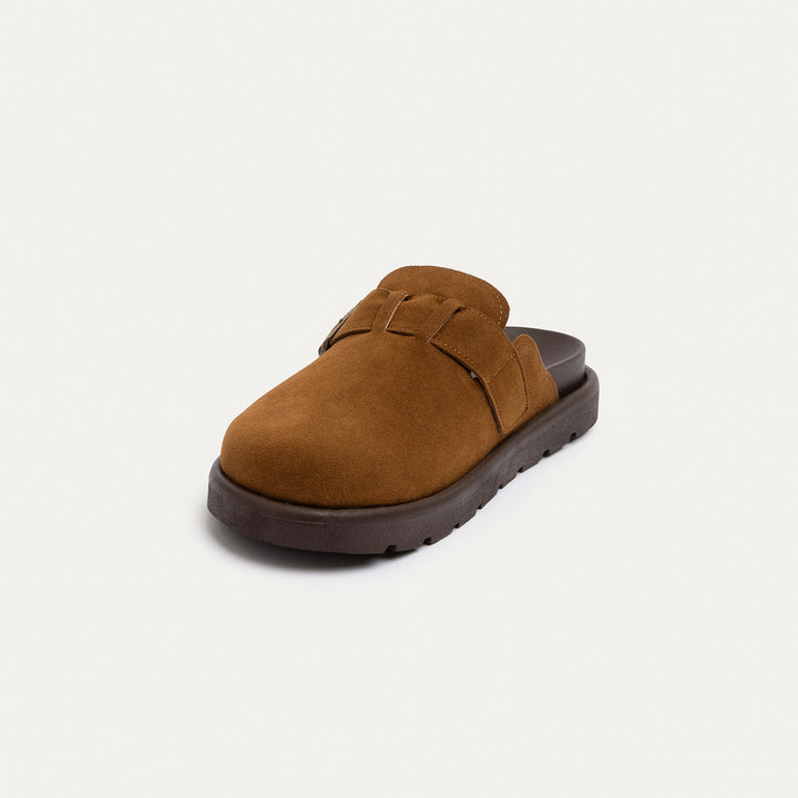 Achilles | Classic Buckle Clogs | Light Brown