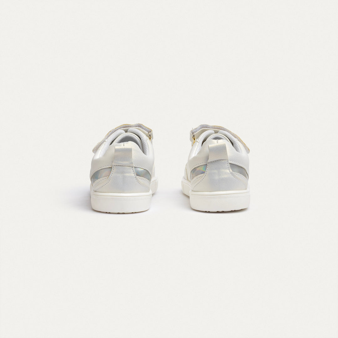 Achilles Kids | Starbeam Court – Holo Trim - Silver