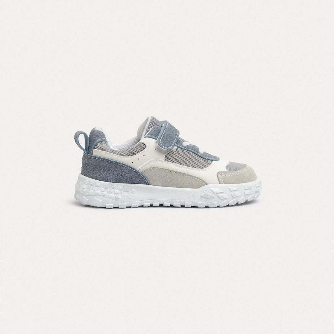 Achilles Kids | Play Runner – White & Gray (One-Strap Sneakers) – Go Far, Play Fast