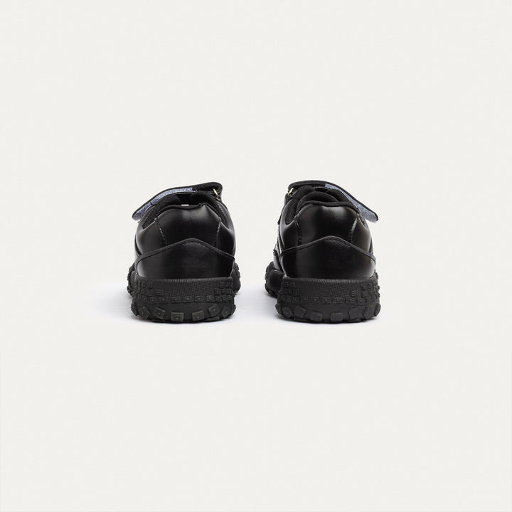 Achilles Kids | PlayCourt – Black (One-Strap Sneakers) – Chunky Style, Kid-Simple