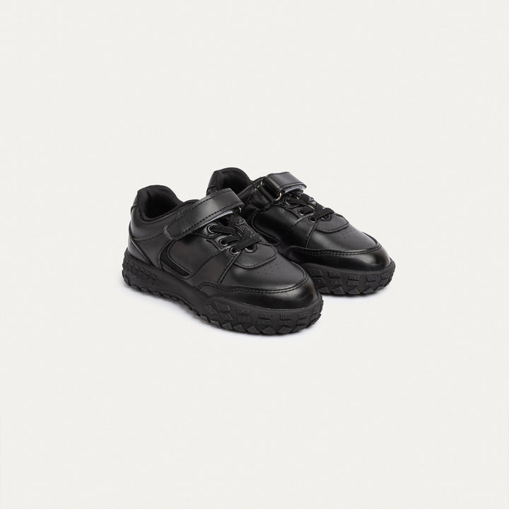Achilles Kids | PlayCourt – Black (One-Strap Sneakers) – Chunky Style, Kid-Simple