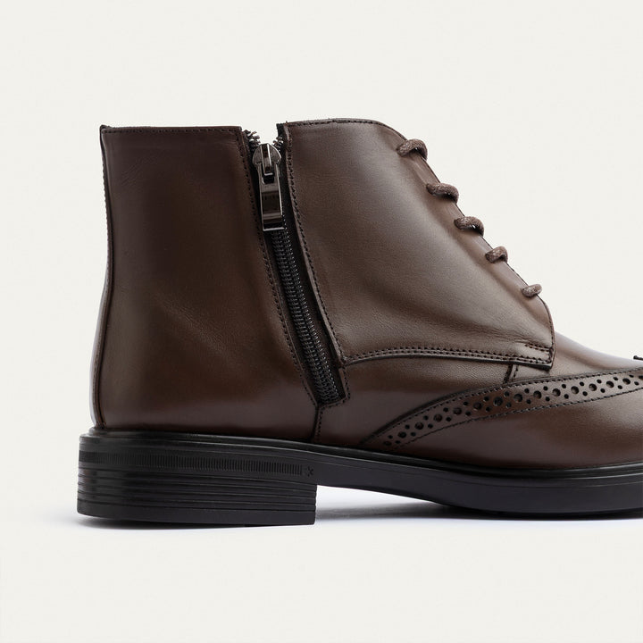Oxford Crest Boots | Brown