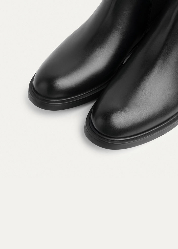 Achilles | Classic Chelsea Boots | Black