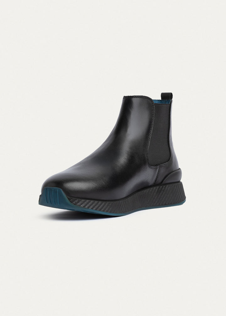Motion Chelsea Sneakers | Black X Blue