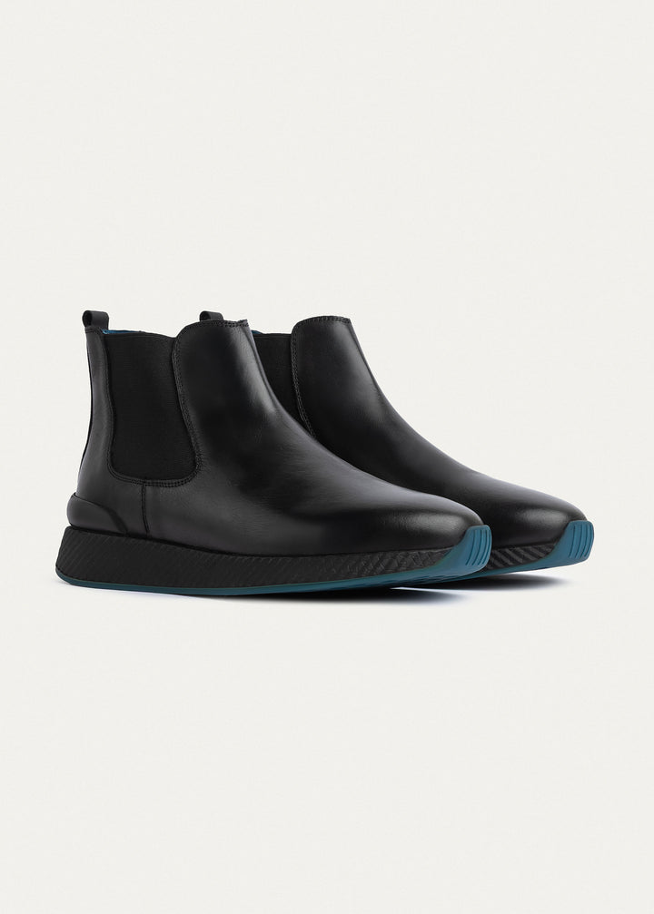 Motion Chelsea Sneakers | Black X Blue