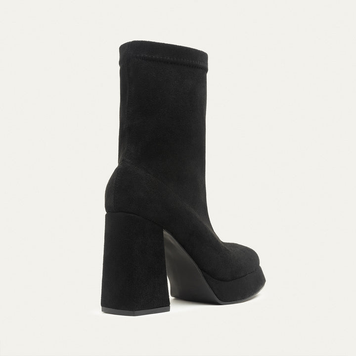 Sienna Classic Suede Boots - Black