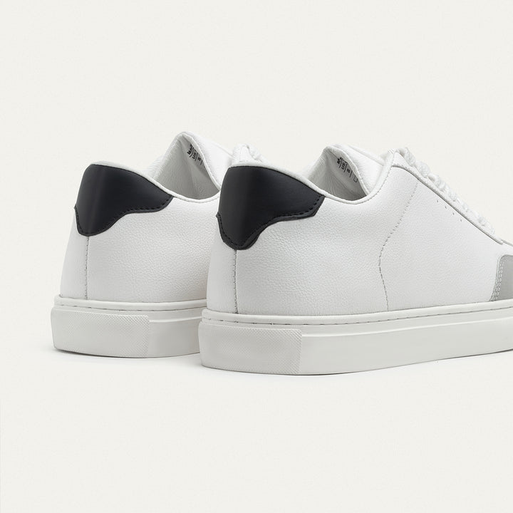 Clack Urban Escape Sneakers | White