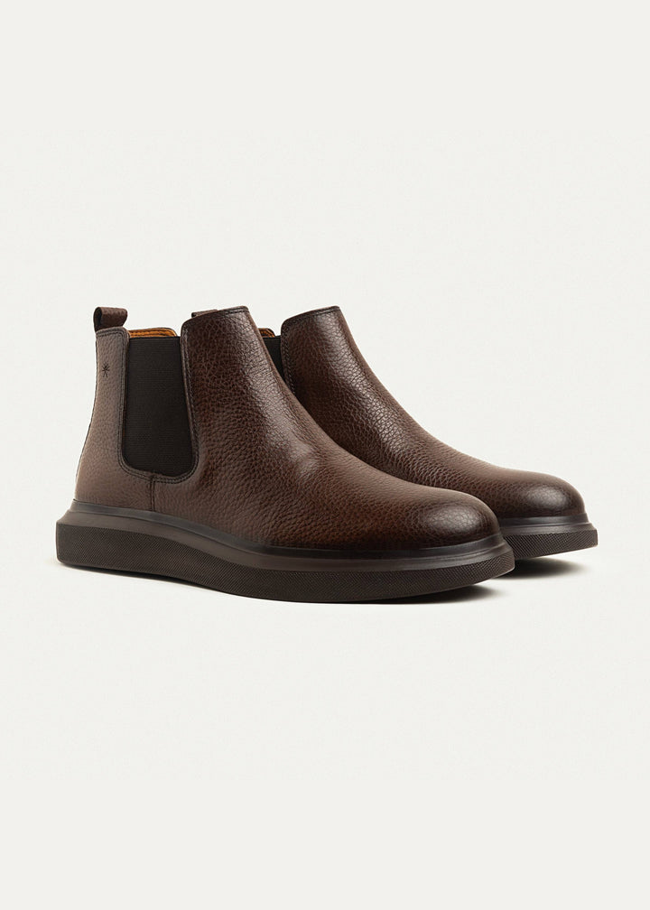 Urban Classic Chelsea Boots | Brown