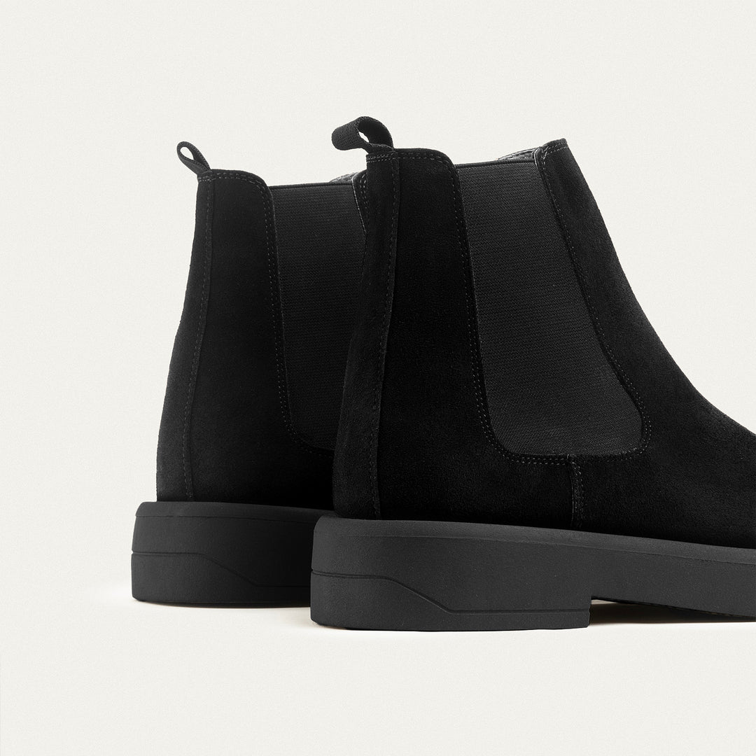 Rustic Luxe Chelsea Boots- Black