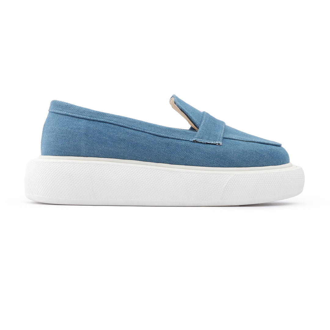 Moc Toe Suede Slip On Sneaker Loafers - Jeans