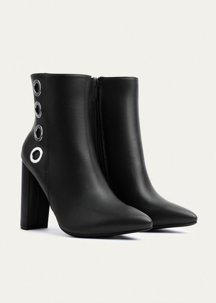 Orion Ringed Heeled Boots | Black