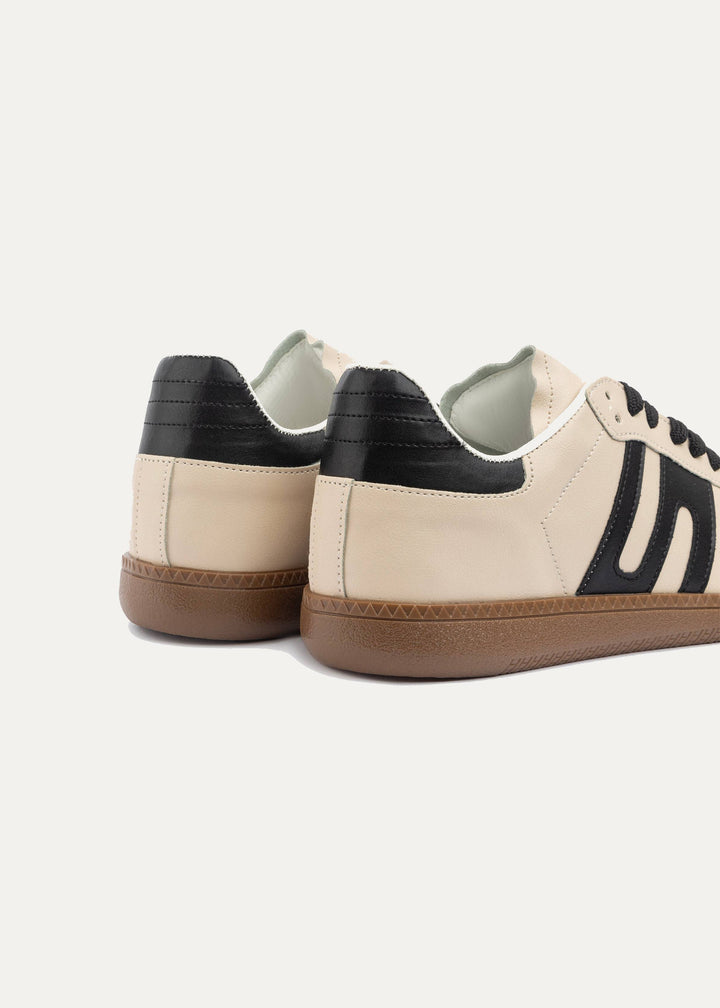 G-Sneakers | Laceup Comfy Sneakers - Beige