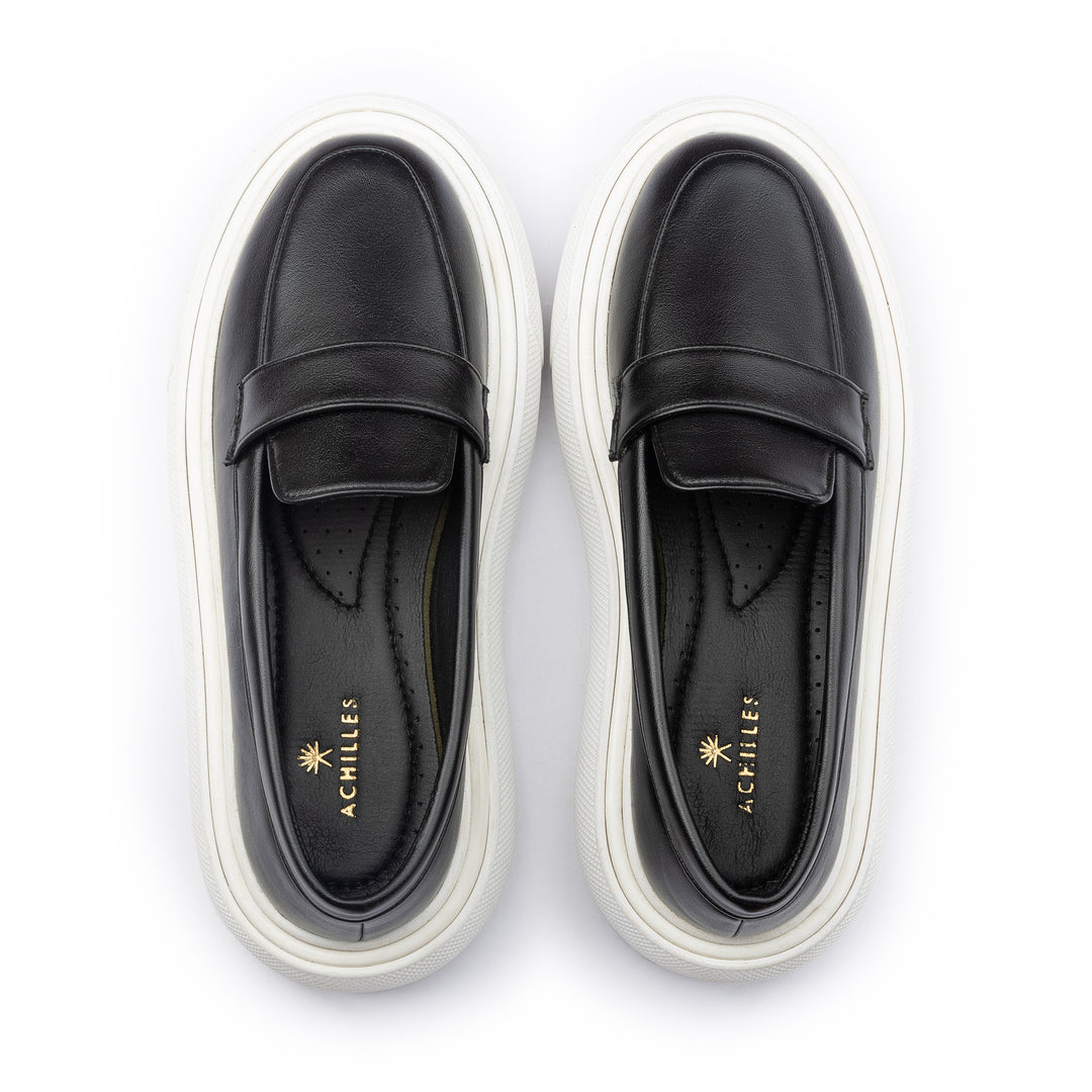 Moc Toe Leather Slip On Sneaker Loafers - Black