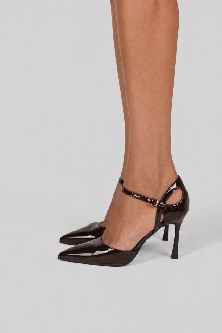 Open-Side Pointed Ankle-Strap Pumps - Brown