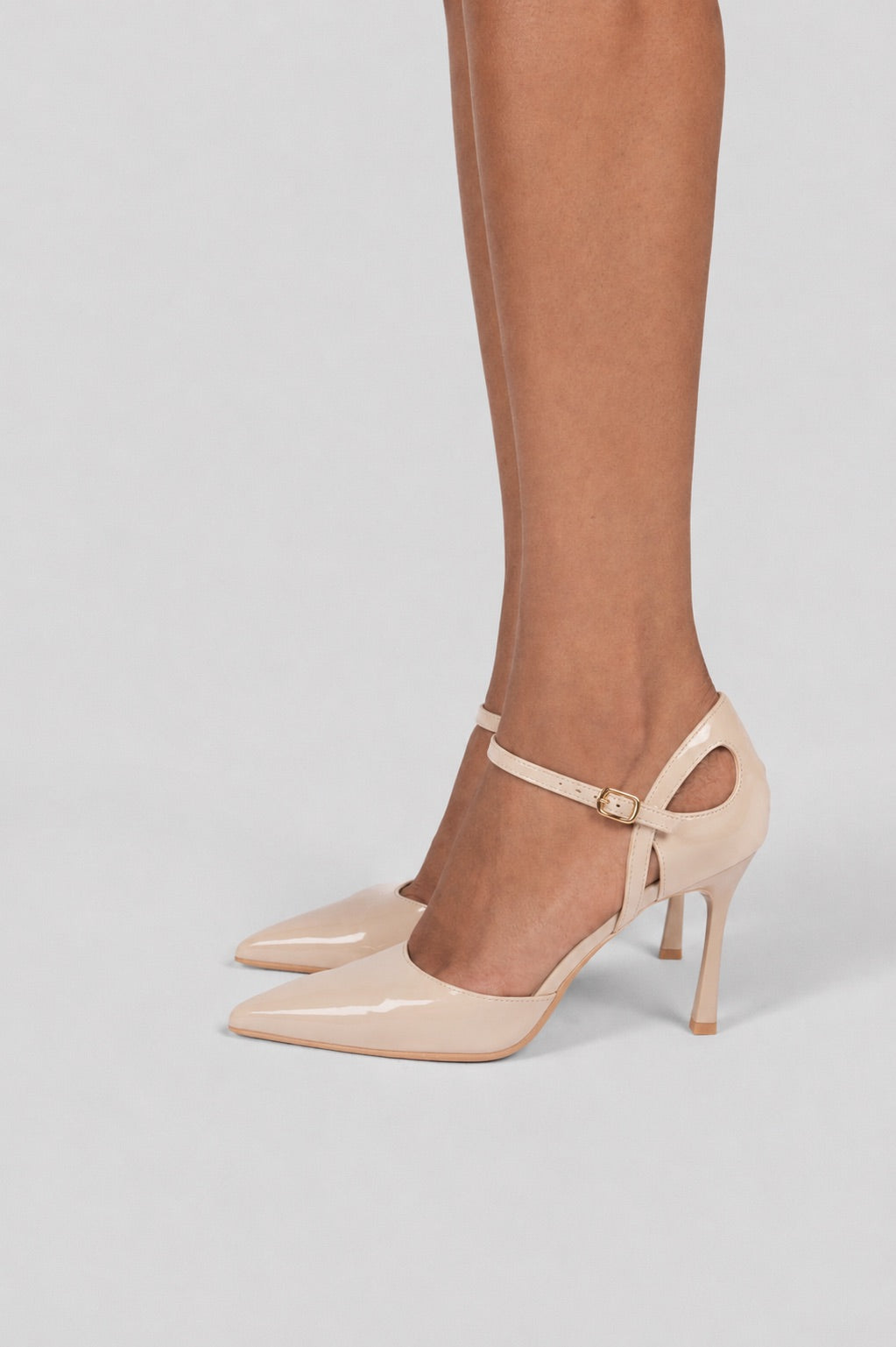 Open-Side Pointed Ankle-Strap Pumps - Beige