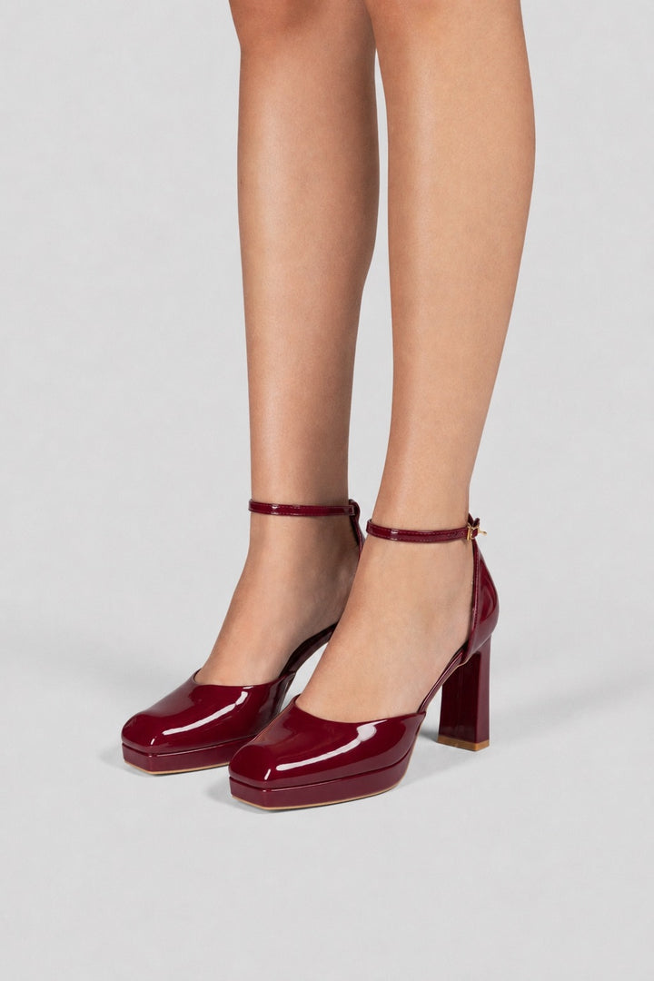 Round Toe Platform Ankle Strap Pumps - Maroon