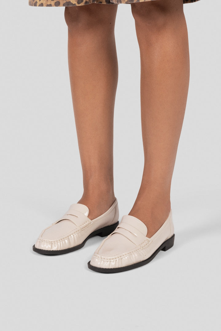 Patent Crinkle Penny Loafers - Beige