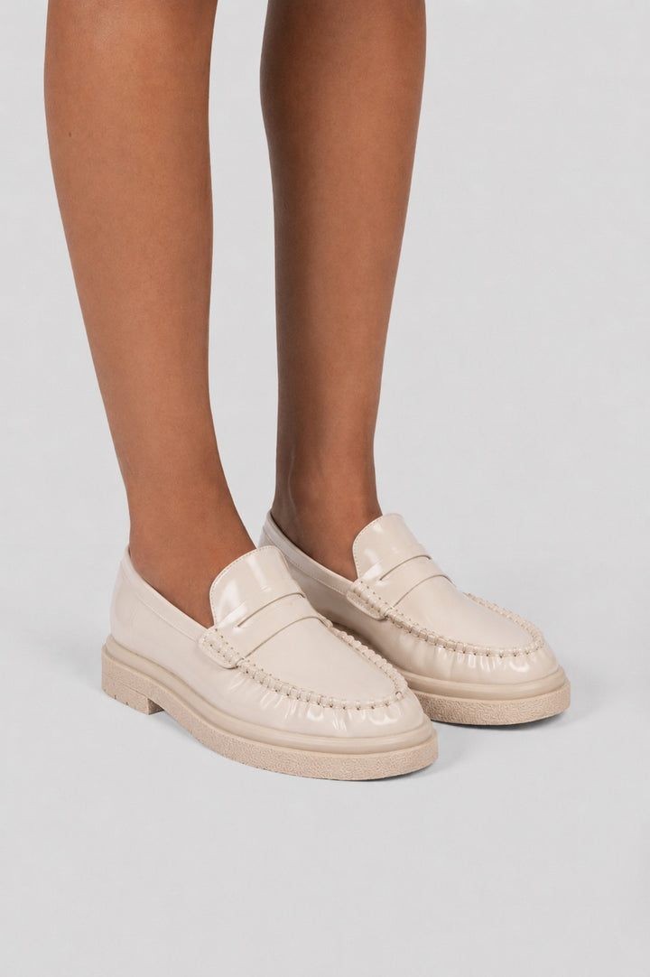Penny Loafers Chunky Sole - Beige