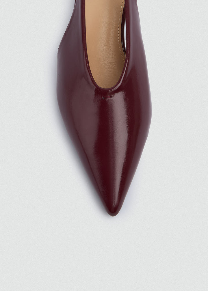 Pointed Slingback Kitten Heels - Patent Leather - Maroon