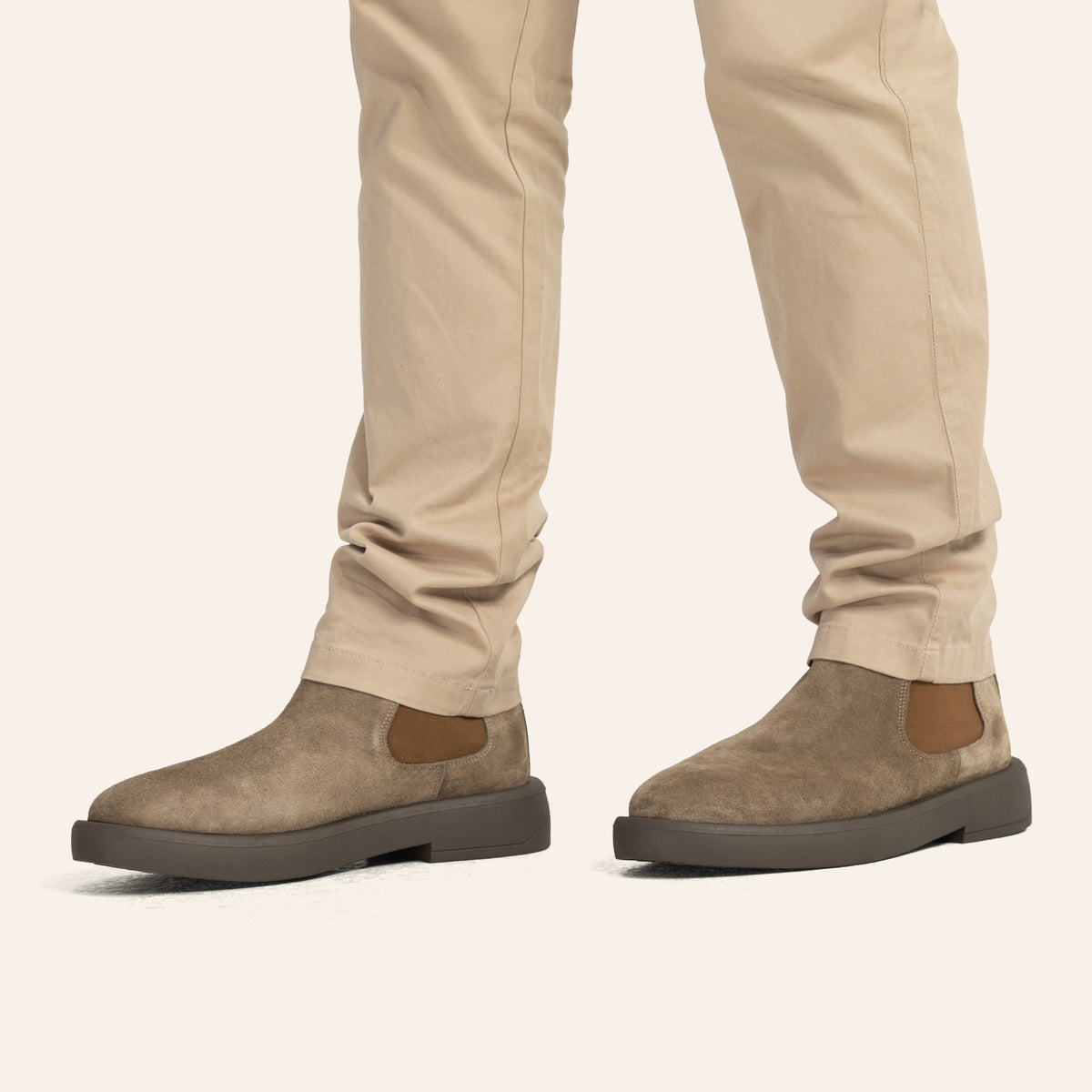 Lookbook - Rustic Luxe Chelsea Boots | Cafe