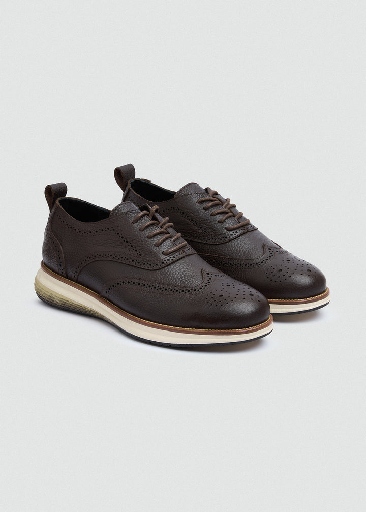 Wingtip Brogue Lace-Up - Textured Brown - pair